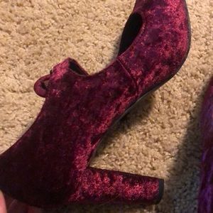 Red velvet pumps